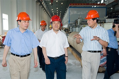 2007年5月25日，時(shí)任全國(guó)政協(xié)常委、經(jīng)濟(jì)委員會(huì)副主任、中國(guó)包裝聯(lián)合會(huì)會(huì)長(zhǎng)石萬(wàn)鵬一行來(lái)公司視察